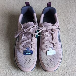 Skechers Women's D'Lux Walkers Blush/Pink Size 8 NEW!